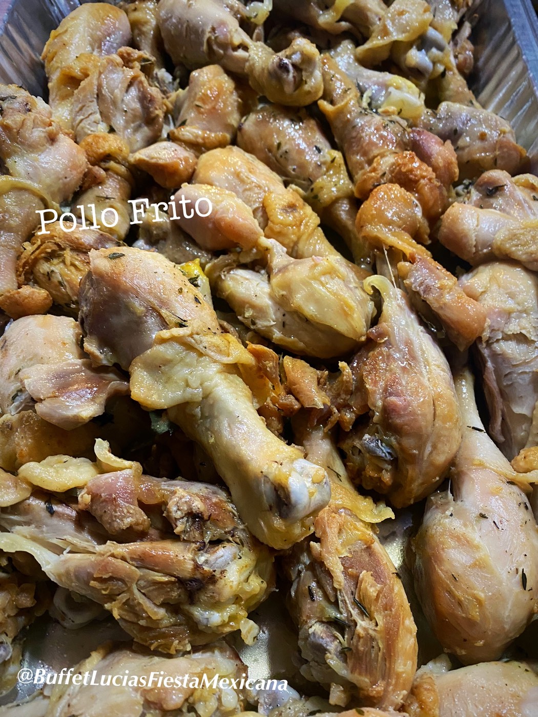 Charola de pollo frito